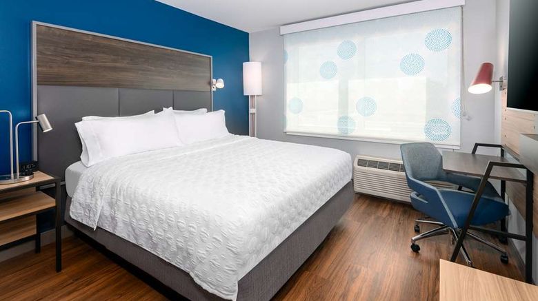 <b>Tru by Hilton Wilmington Room</b>. Images powered by <a href="https://iceportal.shijigroup.com/" title="IcePortal" target="_blank">IcePortal</a>.