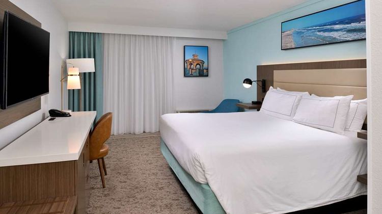 DoubleTree Corpus Christi Beach Room