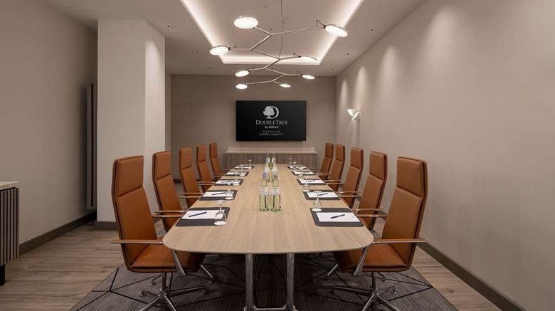 <b>DoubleTree by Hilton Hannover Schweizerh Meeting</b>. Images powered by <a href="https://iceportal.shijigroup.com/" title="IcePortal" target="_blank">IcePortal</a>.