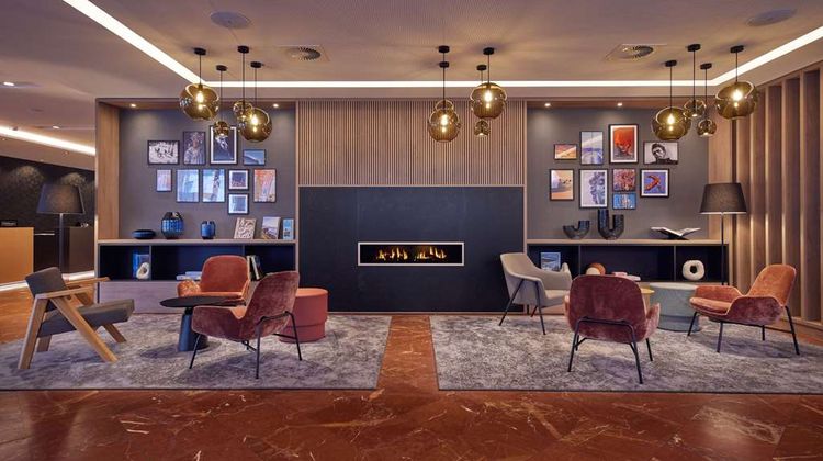 DoubleTree by Hilton Hannover Schweizerh Lobby