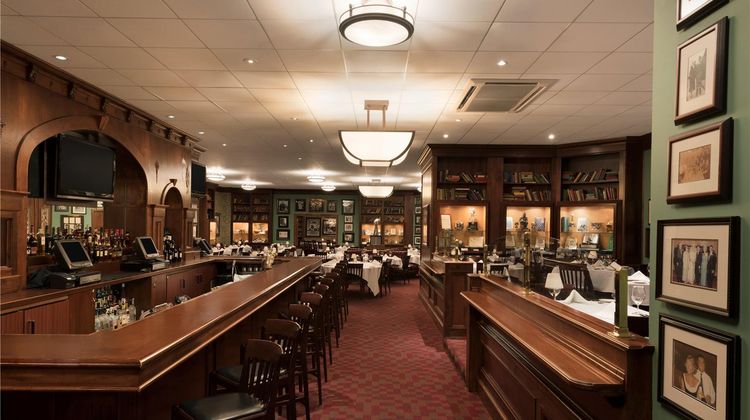 Hilton Appleton Paper Valley Restaurant
