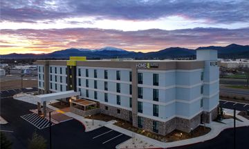 Home2 Suites by Hilton Redding