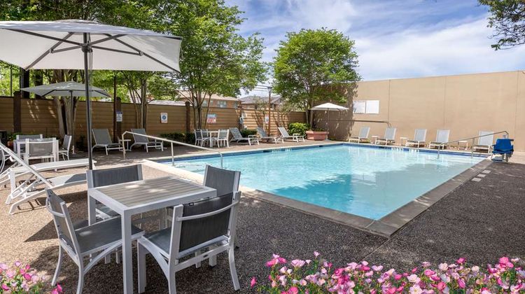 DoubleTree by Hilton Houston Medical Ctr Pool