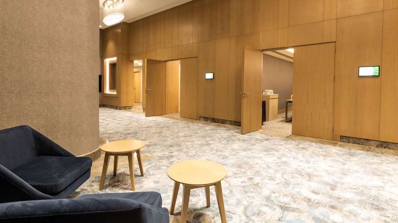 <b>Radisson Hotel Istanbul Harbiye Meeting</b>. Images powered by <a href="https://iceportal.shijigroup.com/" title="IcePortal" target="_blank">IcePortal</a>.