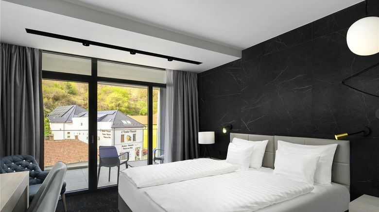 <b>Mercure Tokaj Center Room</b>. Images powered by <a href="https://iceportal.shijigroup.com/" title="IcePortal" target="_blank">IcePortal</a>.