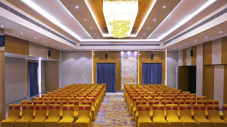 Comfort Inn Kaikaluru Meeting