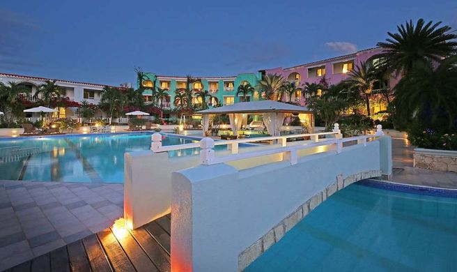 Ocean Point Resort & Spa Exterior