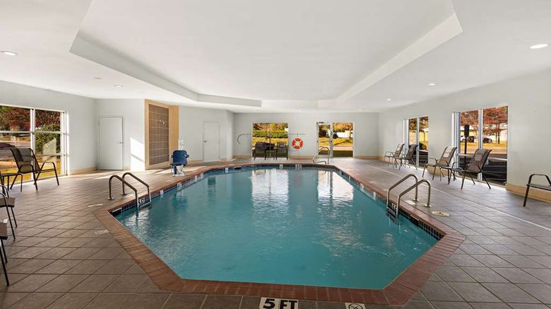 <b>Best Western Shackleford Pool</b>. Images powered by <a href="https://iceportal.shijigroup.com/" title="IcePortal" target="_blank">IcePortal</a>.