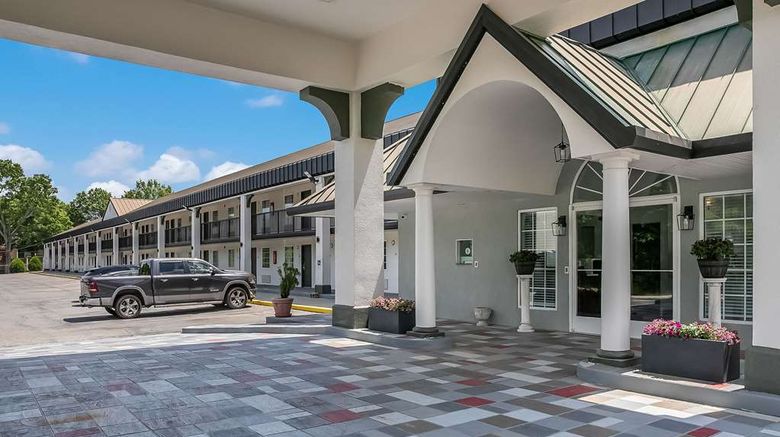 <b>Quality Inn Exterior</b>. Images powered by <a href="https://iceportal.shijigroup.com/" title="IcePortal" target="_blank">IcePortal</a>.
