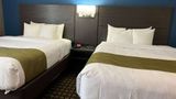 Quality Inn & Suites Louisville East Suite