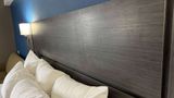 Quality Inn & Suites Louisville East Suite