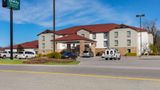 <b>Quality Inn and Suites Monterey I-40 Exterior</b>. Images powered by <a href="https://iceportal.shijigroup.com/" title="IcePortal" target="_blank">IcePortal</a>.