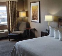 Wyndham Omaha/West Dodge Room