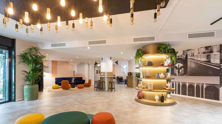 <b>Belstay Milano Linate Lobby</b>. Images powered by <a href="https://iceportal.shijigroup.com/" title="IcePortal" target="_blank">IcePortal</a>.