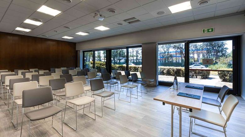 <b>Belstay Venezia Mestre Meeting</b>. Images powered by <a href="https://iceportal.shijigroup.com/" title="IcePortal" target="_blank">IcePortal</a>.