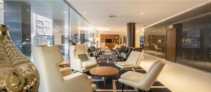 NH Coimbra Dona Ines Lobby