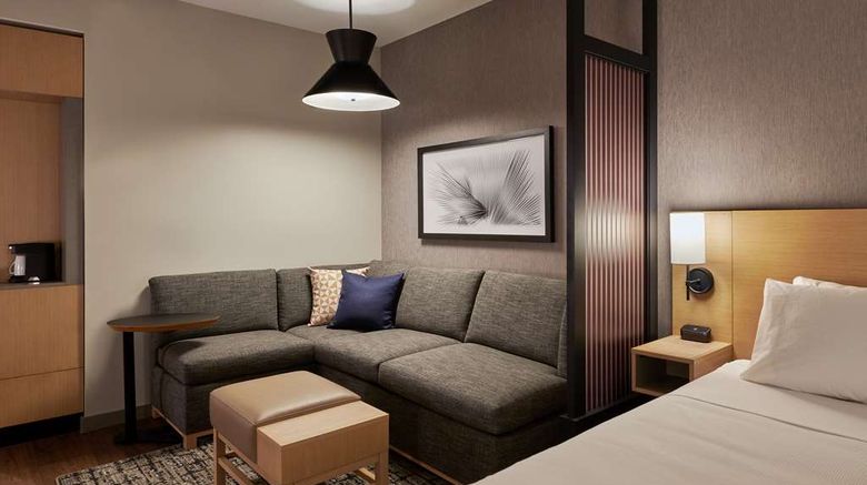 <b>Hyatt Place Toronto Brampton Room</b>. Images powered by <a href="https://iceportal.shijigroup.com/" title="IcePortal" target="_blank">IcePortal</a>.