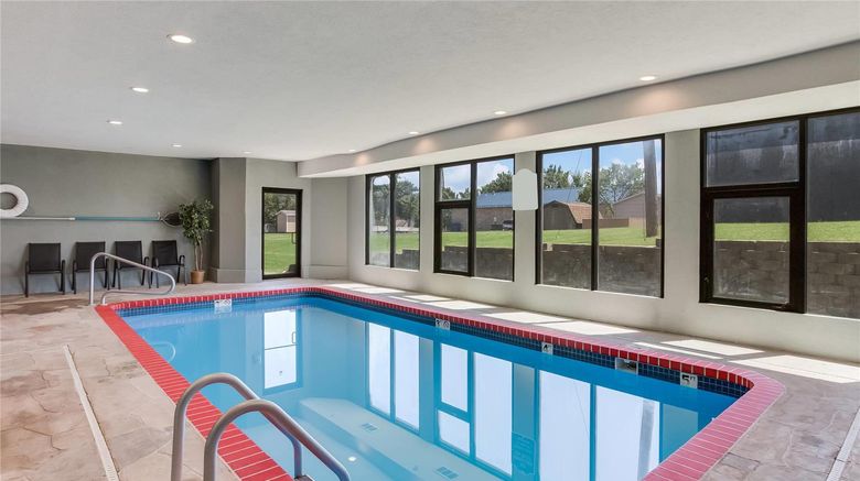<b>Quality Inn Lees Summit-Kansas City Pool</b>. Images powered by <a href="https://iceportal.shijigroup.com/" title="IcePortal" target="_blank">IcePortal</a>.