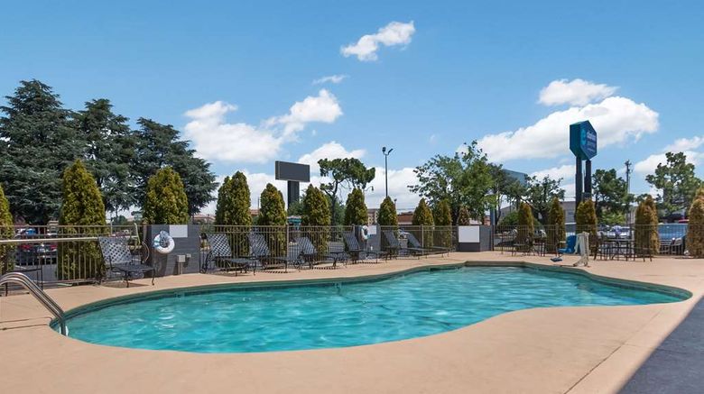 <b>Clarion Pointe Oklahoma City Airport Pool</b>. Images powered by <a href="https://iceportal.shijigroup.com/" title="IcePortal" target="_blank">IcePortal</a>.