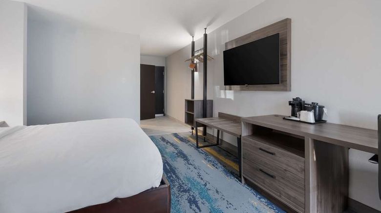 <b>Clarion Pointe Oklahoma City Airport Room</b>. Images powered by <a href="https://iceportal.shijigroup.com/" title="IcePortal" target="_blank">IcePortal</a>.