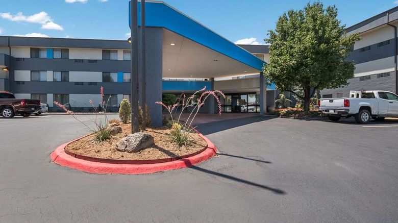 Clarion Pointe Oklahoma City Airport Exterior. Images powered by <a href="https://iceportal.shijigroup.com" target="_blank" rel="noopener">Ice Portal</a>.