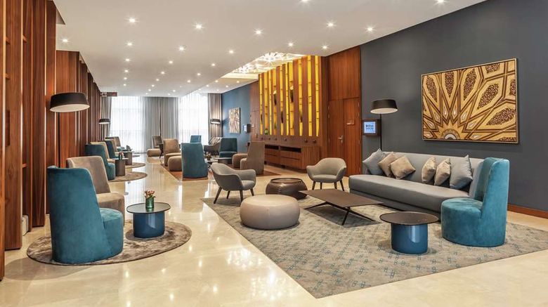 DoubleTree by Hilton Dubai Al Jadaf Lobby. Images powered by <a href="https://iceportal.shijigroup.com" target="_blank" rel="noopener">Ice Portal</a>.