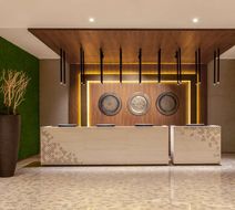 DoubleTree by Hilton Dubai Al Jadaf Lobby