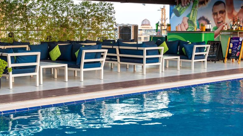 <b>DoubleTree by Hilton Dubai Al Jadaf Pool</b>. Images powered by <a href="https://iceportal.shijigroup.com/" title="IcePortal" target="_blank">IcePortal</a>.