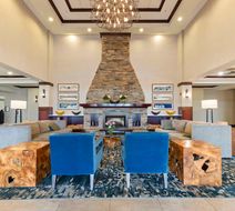 DoubleTree by Hilton Blue Ridge Shadows Lobby