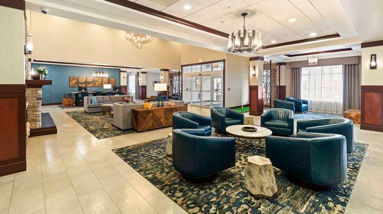 DoubleTree by Hilton Blue Ridge Shadows Lobby