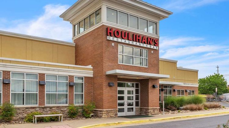 DoubleTree by Hilton Blue Ridge Shadows Restaurant
