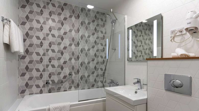 <b>Ramada Plaza by Wyndham Saint Petersburg Room</b>. Images powered by <a href="https://iceportal.shijigroup.com/" title="IcePortal" target="_blank">IcePortal</a>.