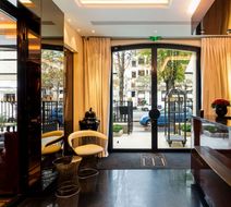 Hotel Montaigne Lobby
