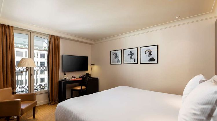 Hotel Montaigne Room