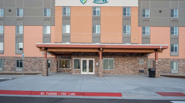 <b>WoodSpring Suites Colorado Springs Exterior</b>. Images powered by <a href="https://iceportal.shijigroup.com/" title="IcePortal" target="_blank">IcePortal</a>.