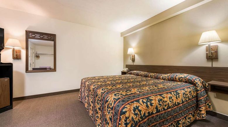 <b>The Wander Hotel, a Ramada by Wyndham Room</b>. Images powered by <a href="https://iceportal.shijigroup.com/" title="IcePortal" target="_blank">IcePortal</a>.