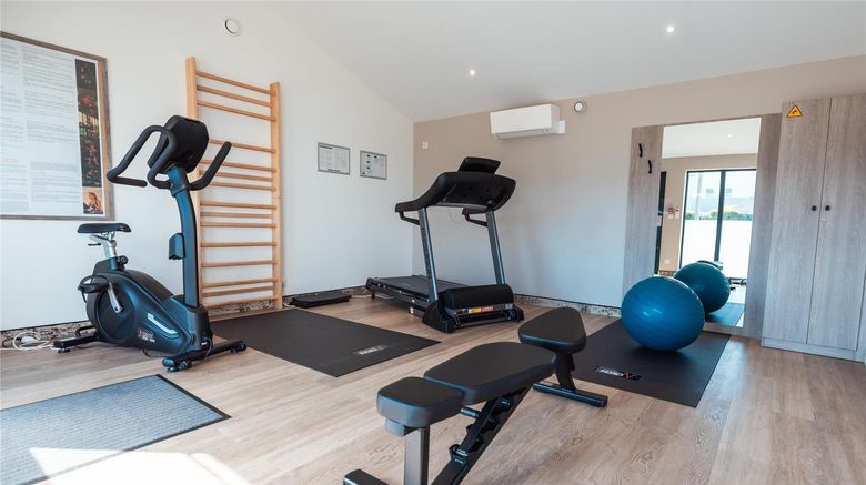 <b>Best Western St Exupery Bordeaux Ouest Health</b>. Images powered by <a href="https://iceportal.shijigroup.com/" title="IcePortal" target="_blank">IcePortal</a>.