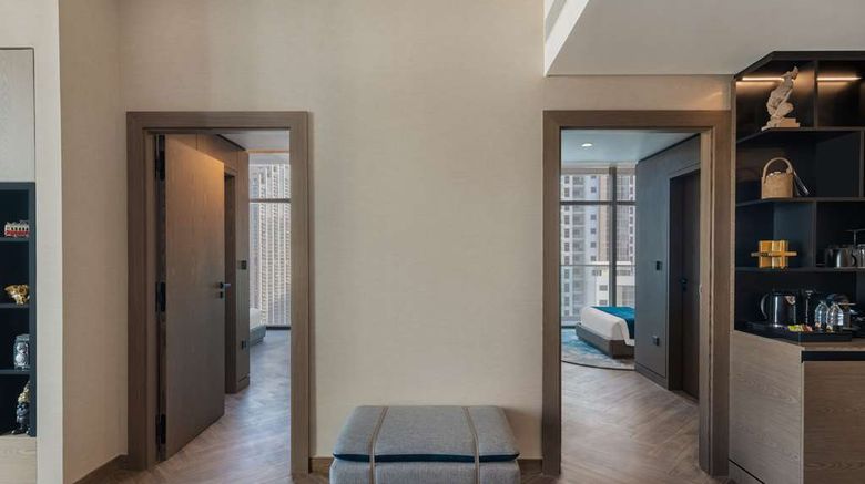 <b>Paramount Hotel Midtown Room</b>. Images powered by <a href="https://iceportal.shijigroup.com/" title="IcePortal" target="_blank">IcePortal</a>.