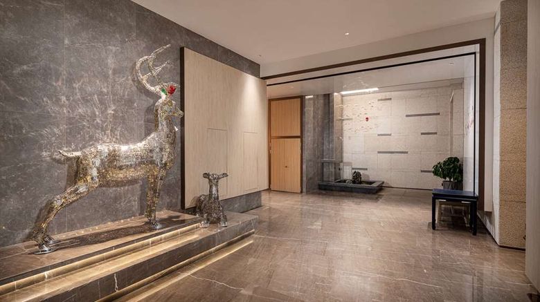 <b>Days Hotel by Wyndham Chenzhou Beihu Lobby</b>. Images powered by <a href="https://iceportal.shijigroup.com/" title="IcePortal" target="_blank">IcePortal</a>.
