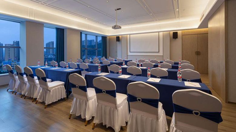 <b>Days Hotel by Wyndham Chenzhou Beihu Meeting</b>. Images powered by <a href="https://iceportal.shijigroup.com/" title="IcePortal" target="_blank">IcePortal</a>.