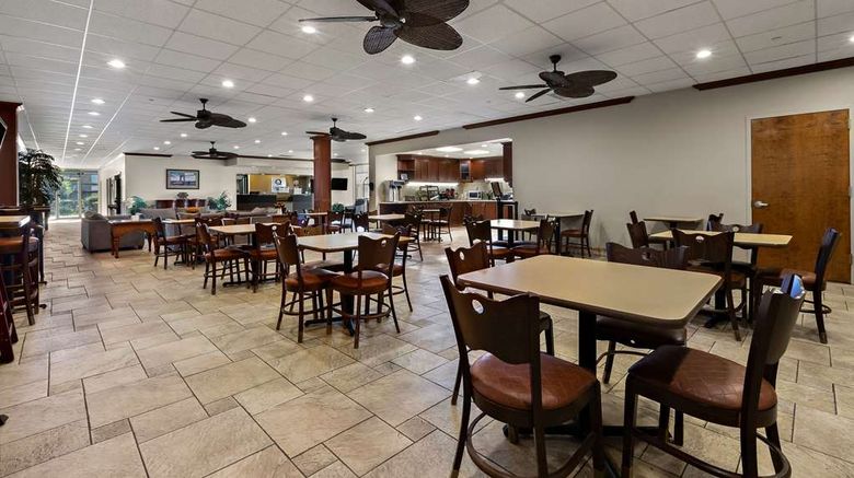 <b>Quality Inn Wayne Fairfield Area Restaurant</b>. Images powered by <a href="https://iceportal.shijigroup.com/" title="IcePortal" target="_blank">IcePortal</a>.