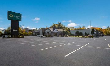Quality Inn Wayne Fairfield Area