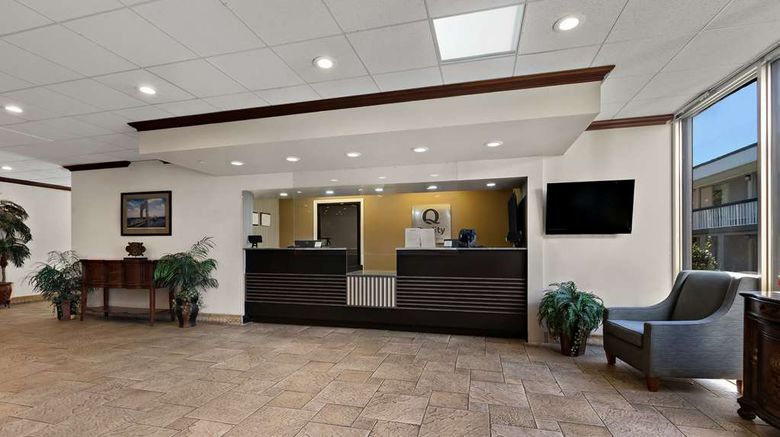 <b>Quality Inn Wayne Fairfield Area Lobby</b>. Images powered by <a href="https://iceportal.shijigroup.com/" title="IcePortal" target="_blank">IcePortal</a>.