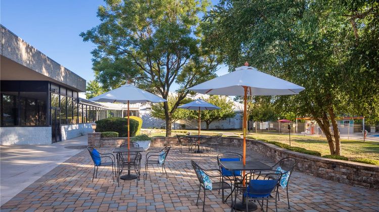 DoubleTree Cherry Hill Philadelphia Exterior