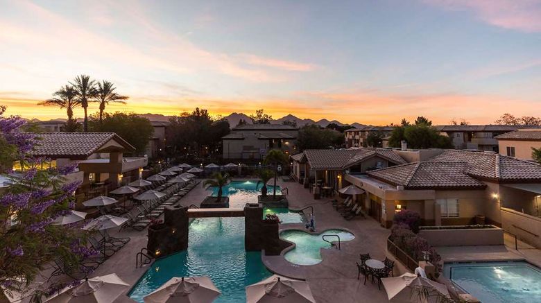 <b>Hilton Vacation Club Villa Mirage Pool</b>. Images powered by <a href="https://iceportal.shijigroup.com/" title="IcePortal" target="_blank">IcePortal</a>.