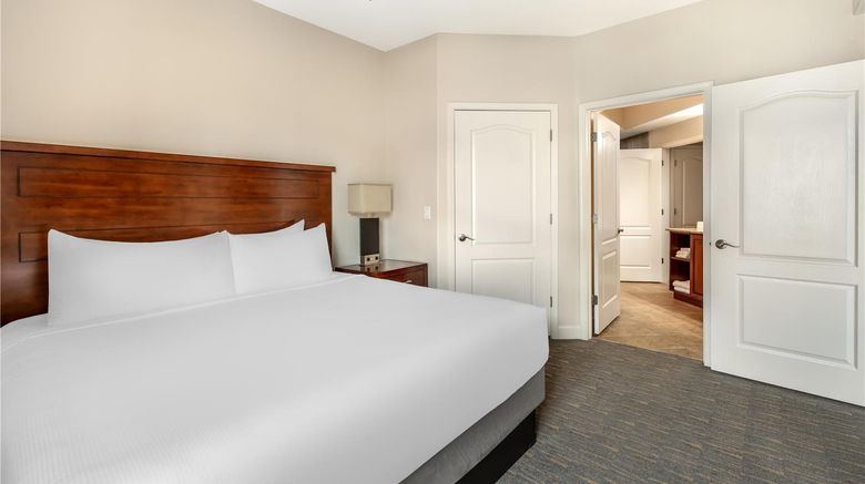 <b>Hilton Vacation Club Villa Mirage Room</b>. Images powered by <a href="https://iceportal.shijigroup.com/" title="IcePortal" target="_blank">IcePortal</a>.