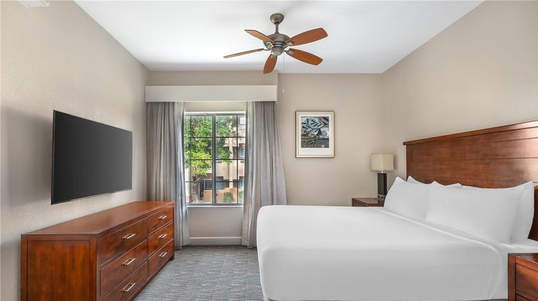 <b>Hilton Vacation Club Villa Mirage Room</b>. Images powered by <a href="https://iceportal.shijigroup.com/" title="IcePortal" target="_blank">IcePortal</a>.