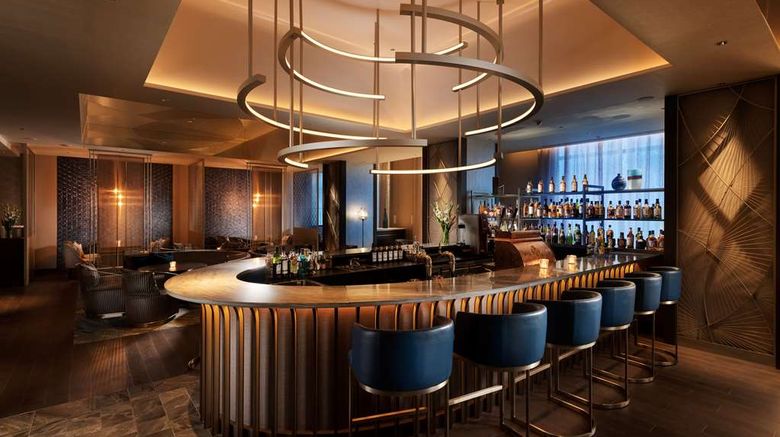 <b>Hilton Hiroshima Restaurant</b>. Images powered by <a href="https://iceportal.shijigroup.com/" title="IcePortal" target="_blank">IcePortal</a>.