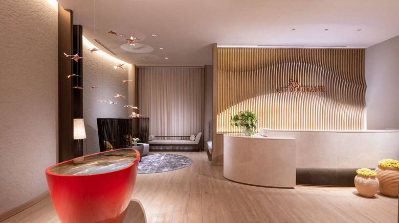 <b>Hilton Hiroshima Spa</b>. Images powered by <a href="https://iceportal.shijigroup.com/" title="IcePortal" target="_blank">IcePortal</a>.