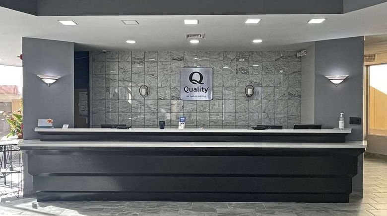 <b>Quality Inn Fort Worth-Downtown East Lobby</b>. Images powered by <a href="https://iceportal.shijigroup.com/" title="IcePortal" target="_blank">IcePortal</a>.